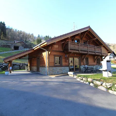 Du Pre Temy Avec Sauna Et Jeux Exterieur