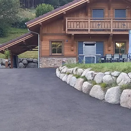 Du Pre Temy Avec Sauna Et Jeux Exterieur *