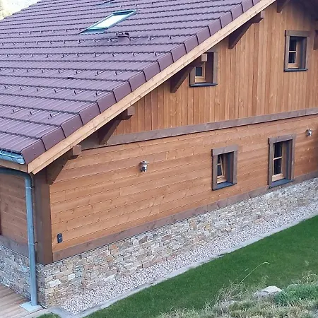 Du Pre Temy Avec Sauna Et Jeux Exterieur